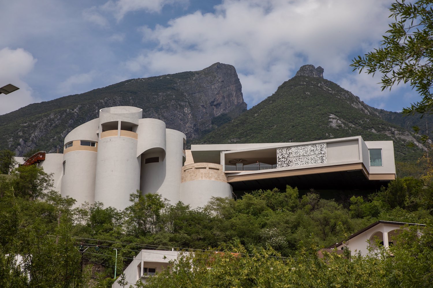 The House of Tubes in Monterrey, MexicoHouses